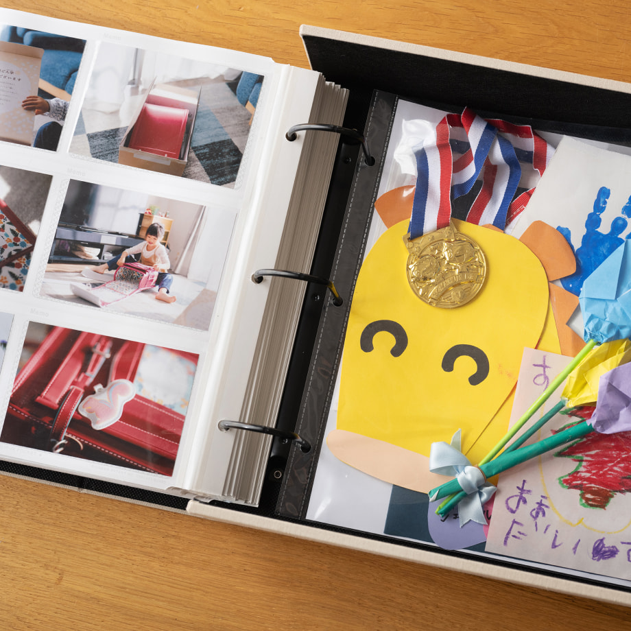 Newカラー】たっぷり収納アルバム(1200枚収納)｜写真の整理・収納は